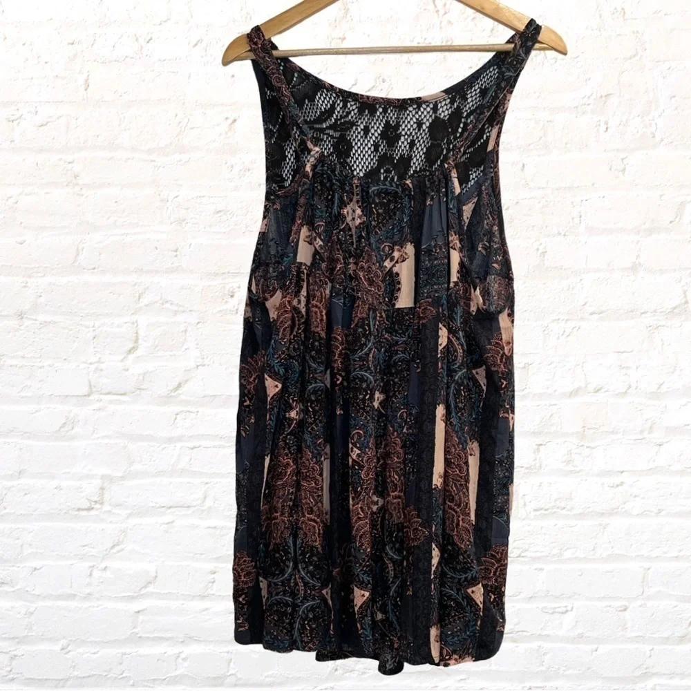 FREE People Count Me in Trapeze Tunic Top in Black Floral Combo - Size S - Picture 4 of 8